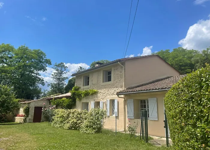 De La Peloue - Jolie Maison Dans Les Vignes バルサック